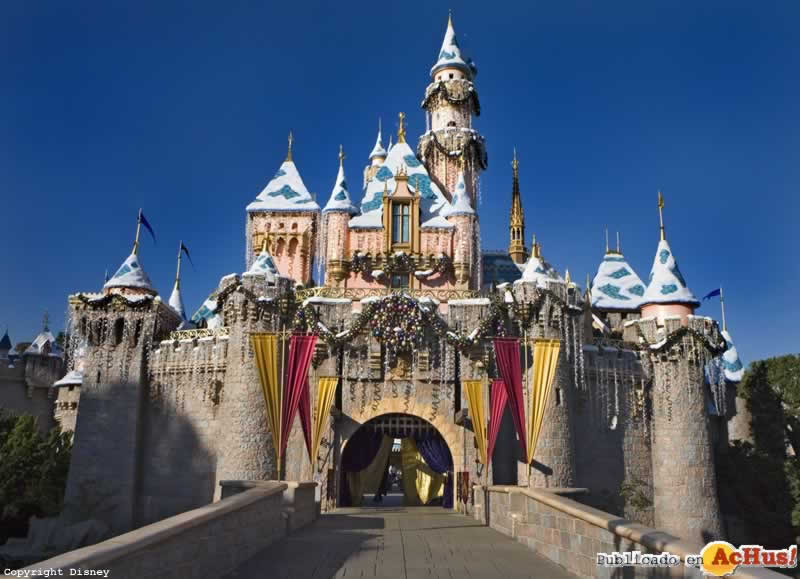 Imagen de Disneyland California  Holiday Magic