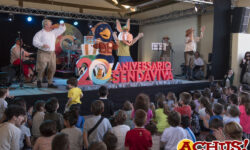 Sendaviva festeja su 20º aniversario con una gran fiesta llena de humor, recuerdos y música